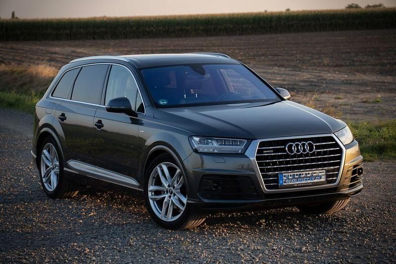 Gebraucht Audi Q7 Ambiente 286 PS (210 kW) 2019 Grau SUV