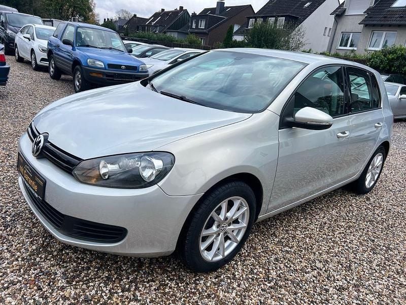 Gold Gebraucht 2009 VW Golf VI Trendline Kleinwagen | 6.499 € (Fairer Preis) - Bild 1/4