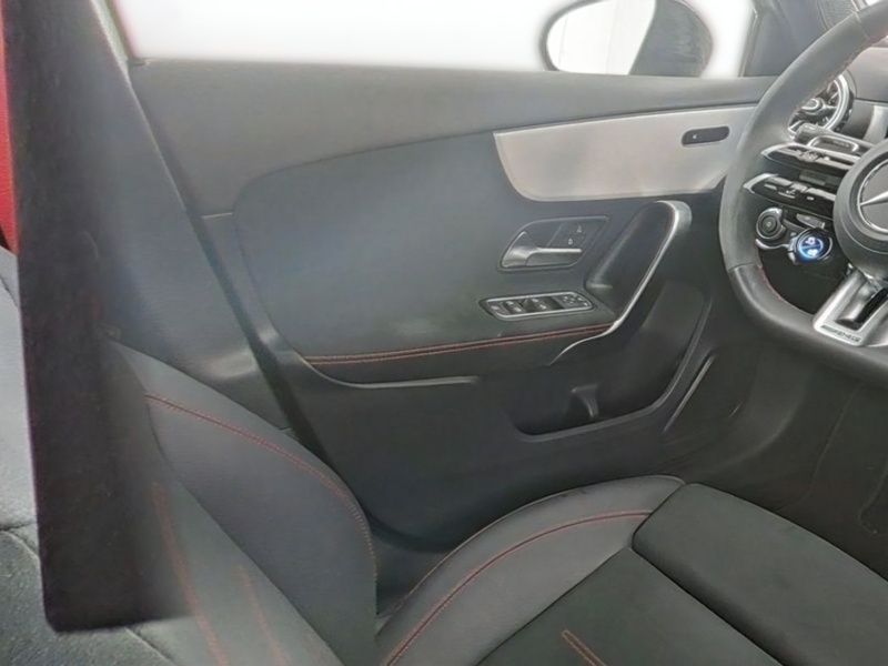 Gebraucht Mercedes A35 AMG Advanced 306 PS (225 kW) 2024 Weiß Limousine