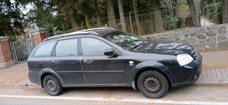 Schwarz Gebraucht 2007 Chevrolet Nubira Kombi | 400 € - Bild 1/2