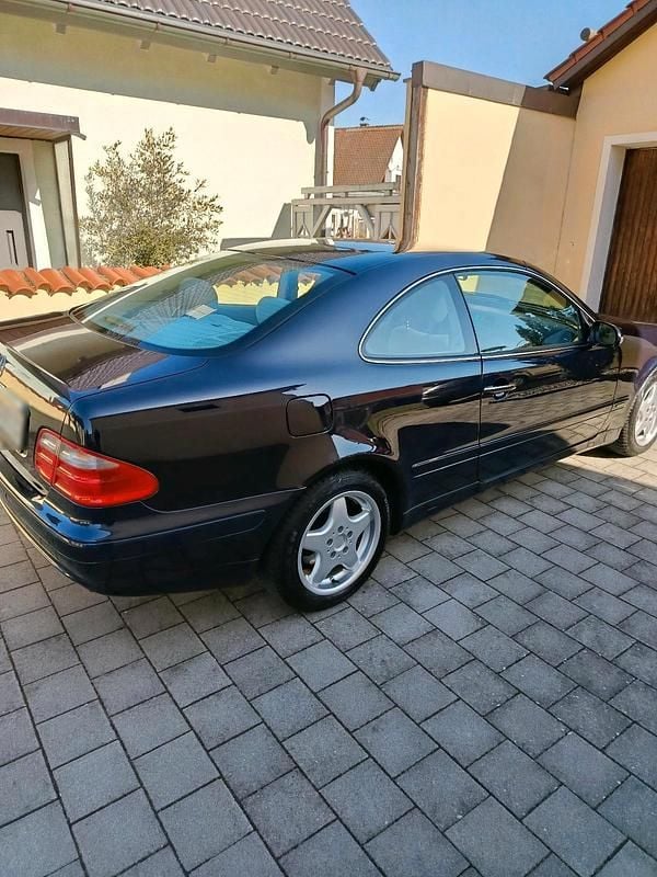 Gebraucht Mercedes 320 218 PS (160 kW) 2002 Blau Coupé