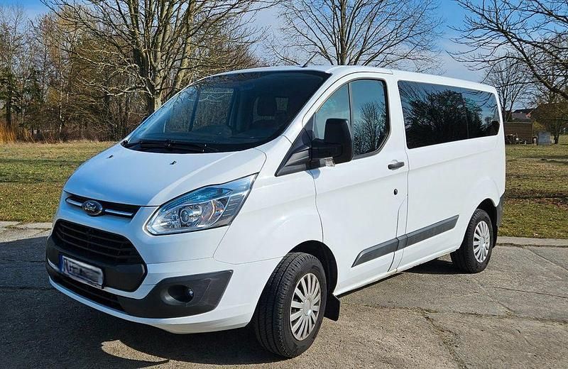 Gebraucht Ford Transit Custom 125 PS (91 kW) 2014 Weiß Van / Kleinbus