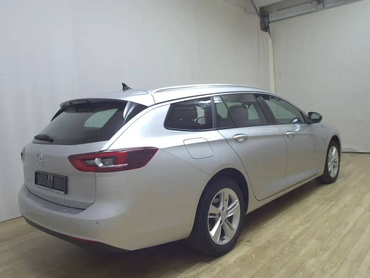 Gebraucht Opel Insignia Elegance 122 PS (89 kW) 2023 Silber Kombi