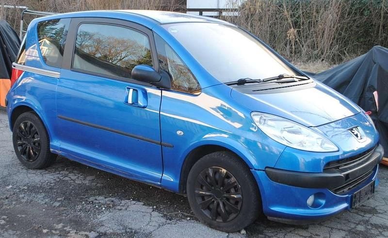 Gebraucht Peugeot 1007 88 PS (64 kW) 2006 Blau Van / Kleinbus