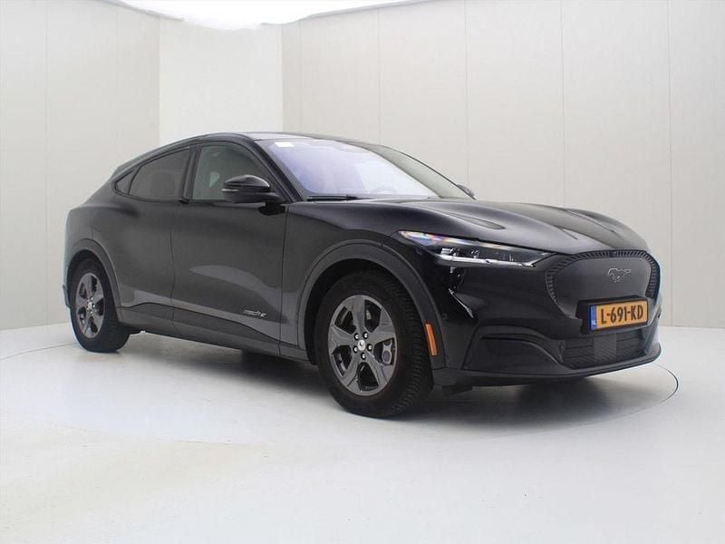 Gebraucht Ford Mustang Mach-E 197 kW (269 PS) 2021 Schwarz SUV