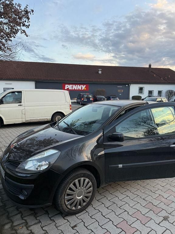 Gebraucht Renault Clio II 88 PS (64 kW) 2006 Schwarz Limousine