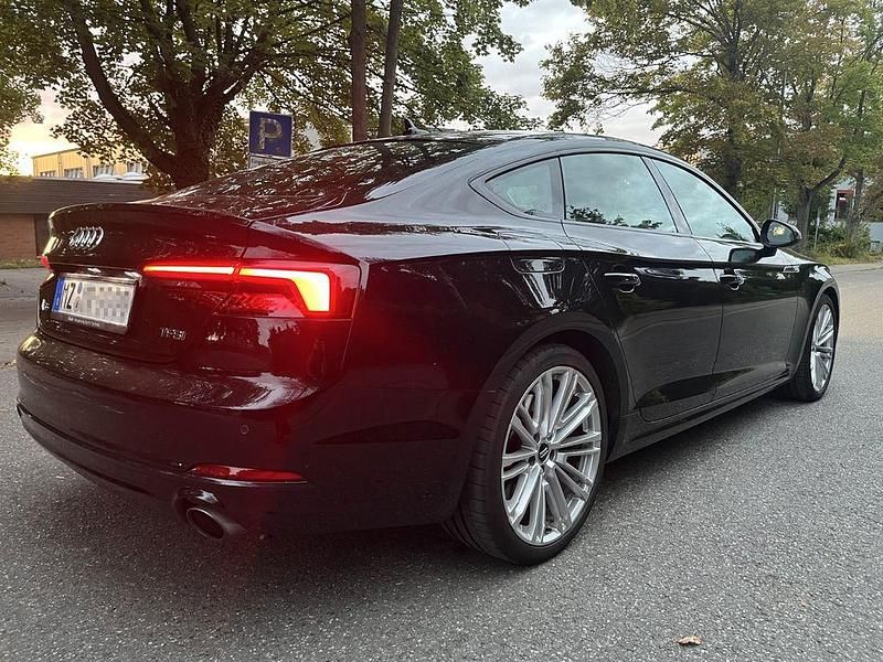 Gebraucht Audi A5 Sportback Sport 252 PS (185 kW) 2017 Schwarz Kleinwagen