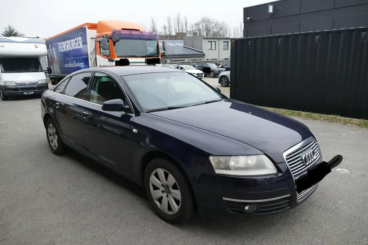 Używany Audi A6 140 KM (102 kW) 2005 Niebieski Sedan/Limuzyna