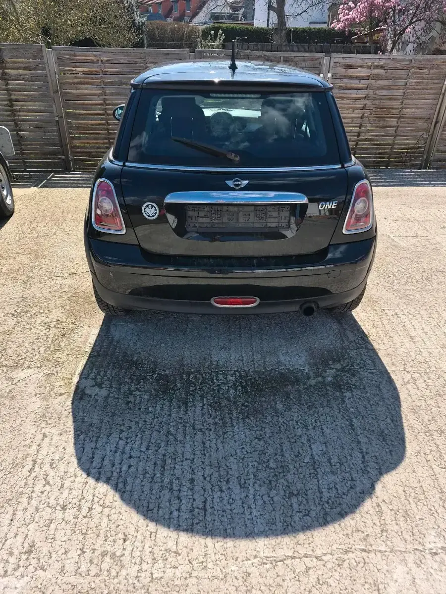 Usata Mini ONE 90 CV (66 kW) 2009 Nero Utilitaria