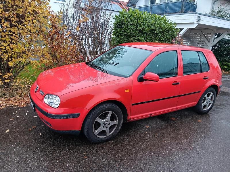 Rot Gebraucht 1999 VW Golf IV Limousine | 500 € (Superpreis) - Bild 1/4