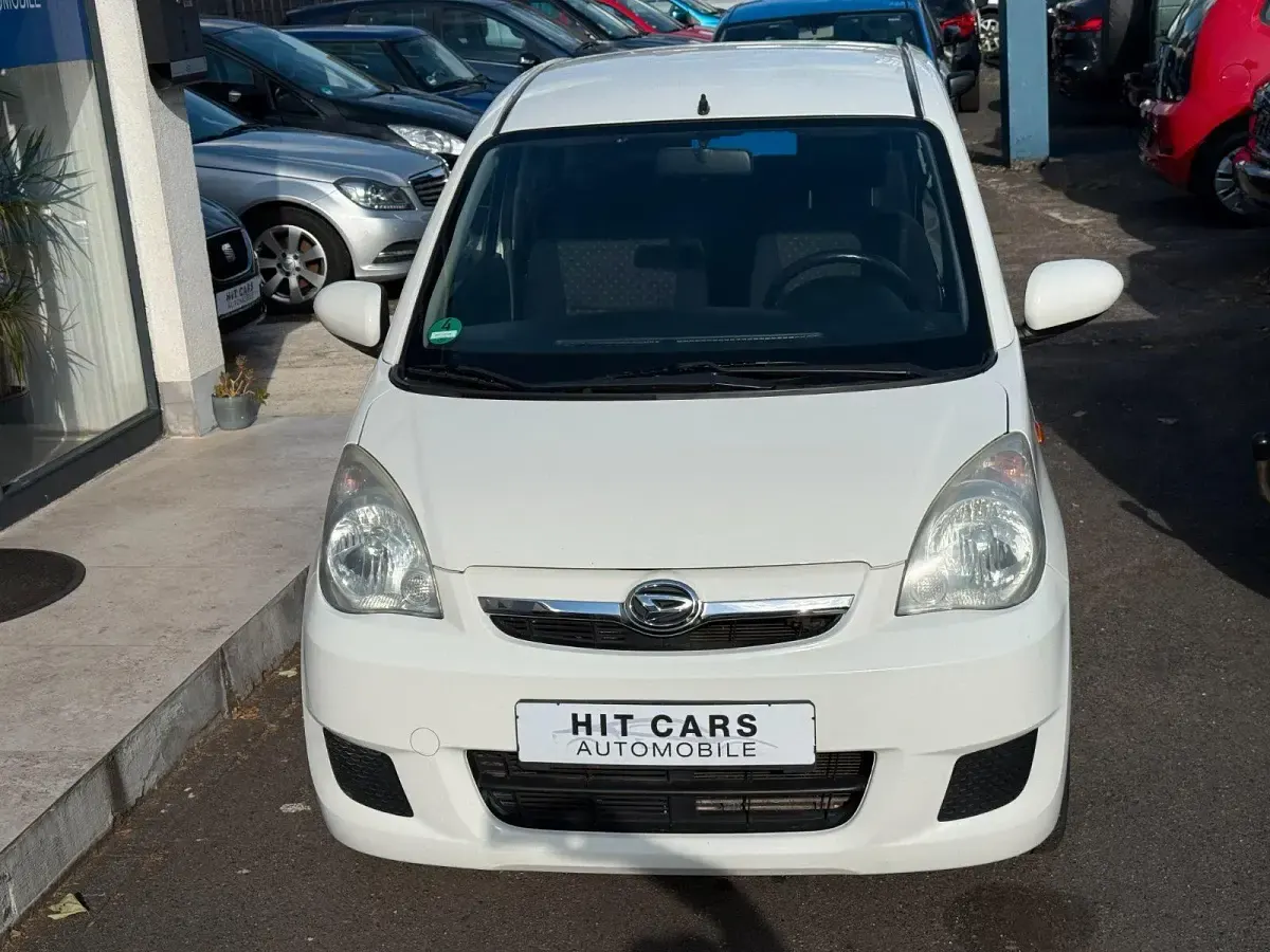 Gebraucht Daihatsu Cuore 69 PS (50 kW) 2009 Weiß Kleinwagen