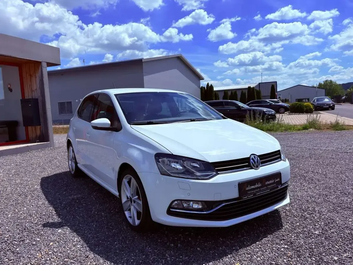 Gebraucht VW Polo Sportline 90 PS (66 kW) 2014 Weiß Limousine