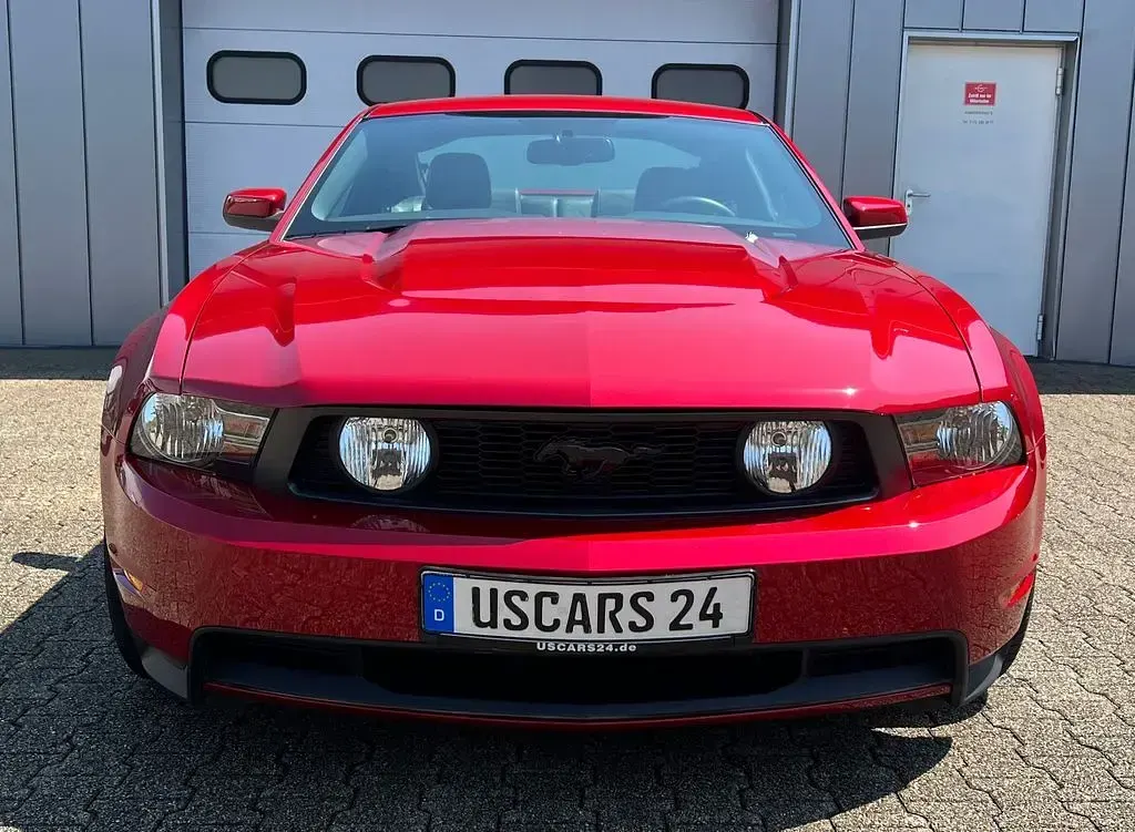 Gebraucht Ford Mustang GT Premium 320 PS (235 kW) 2010 Rot Coupé