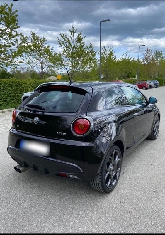 Gebraucht Alfa Romeo MiTo 170 PS (125 kW) 2018 Schwarz Kleinwagen