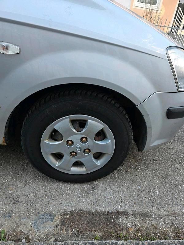 Gebraucht Hyundai Getz 62 PS (45 kW) 2003 Silber Kleinwagen