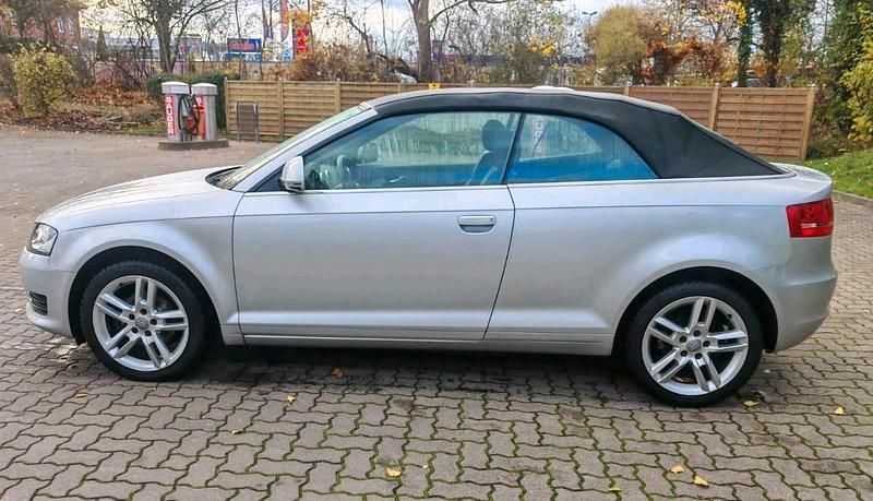 Gebraucht Audi A3 Cabriolet 105 PS (77 kW) 2012 Silber Cabrio