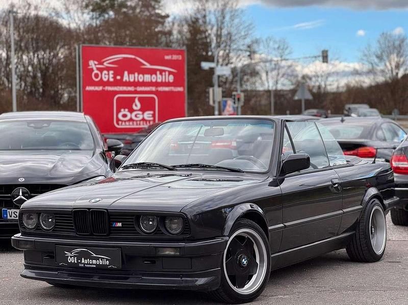 Schwarz Gebraucht 1990 BMW 320 Cabriolet Shadowline Cabrio | 14.950 € - Bild 1/4