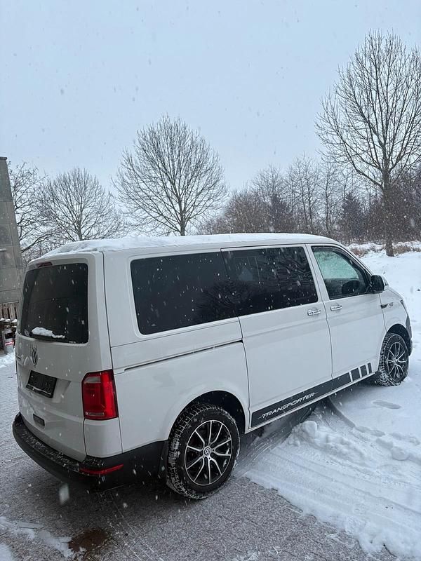 Gebraucht VW T6 102 PS (75 kW) 2018 Silber Van