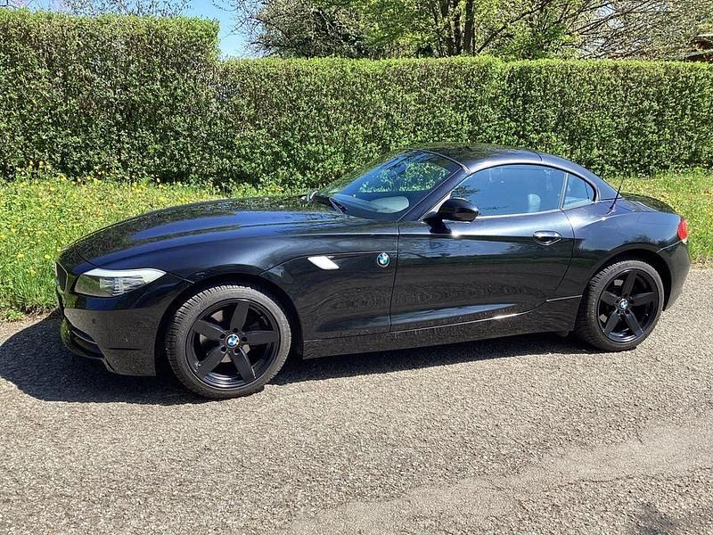 Gebraucht BMW Z4 Sport Line 204 PS (150 kW) 2010 Schwarz Cabrio