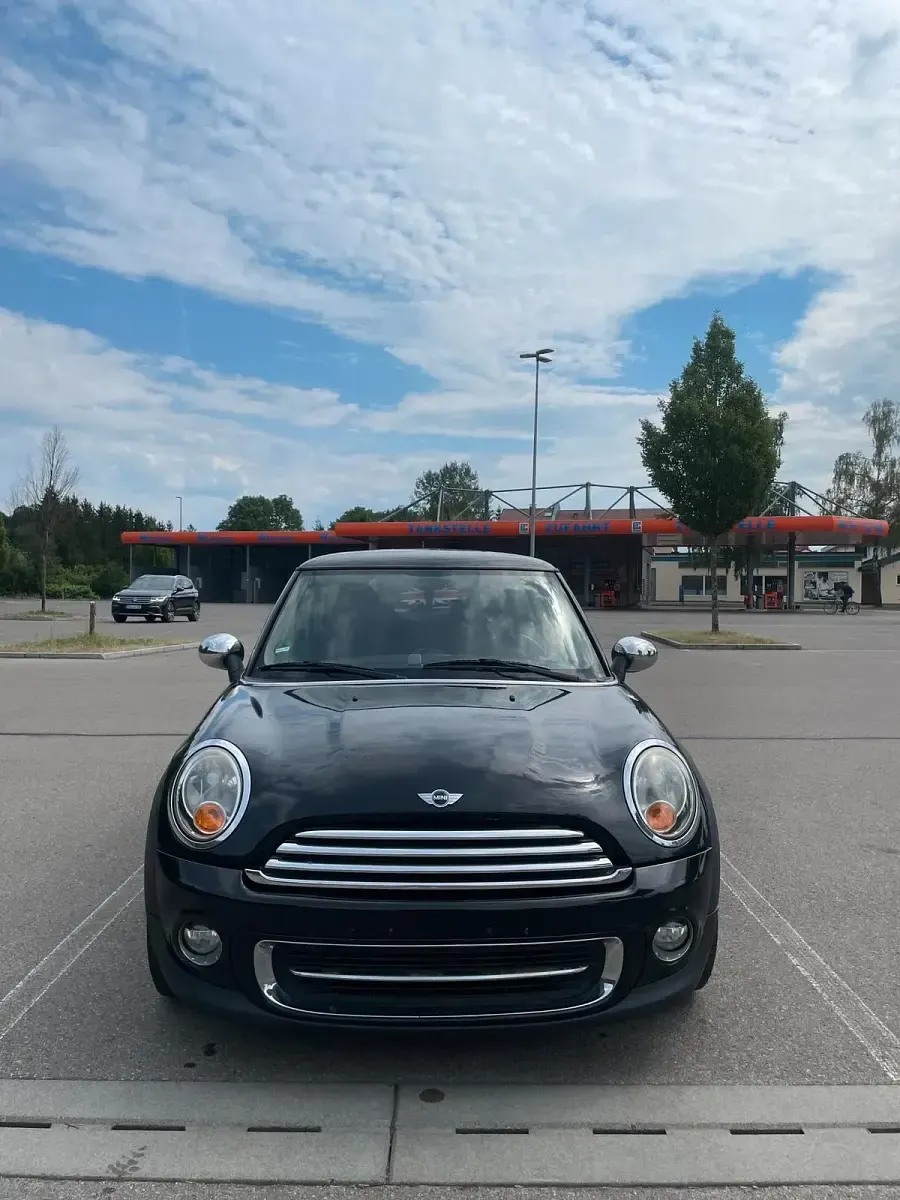 Gebraucht Mini Cooper 122 PS (89 kW) 2010 Schwarz Kleinwagen
