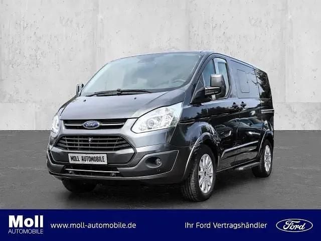 Metallic) (grau Gebraucht 2018 Ford Tourneo Custom Titanium Van / Kleinbus | 29.390 € (Fairer Preis) - Bild 1/4