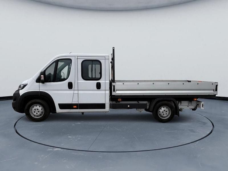 Gebraucht Peugeot Boxer 165 PS (121 kW) 2022 Weiß Van