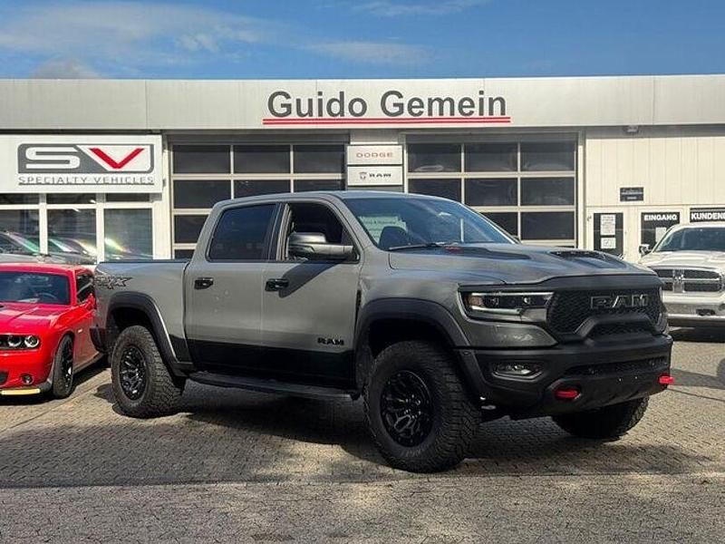 Grau Gebraucht 2024 Dodge Ram Abholung | 143.800 € - Bild 1/4