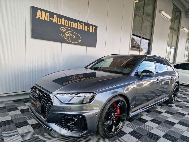 Daytonagrau Gebraucht 2024 Audi RS4 Sport Kombi | 73.000 € (Superpreis) - Bild 1/4