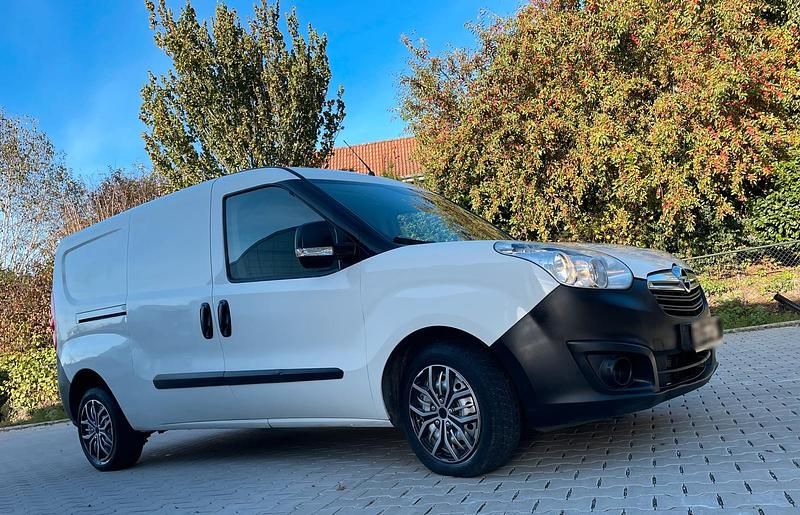 Gebraucht Opel Combo 95 PS (69 kW) 2018 Weiß Van / Kleinbus