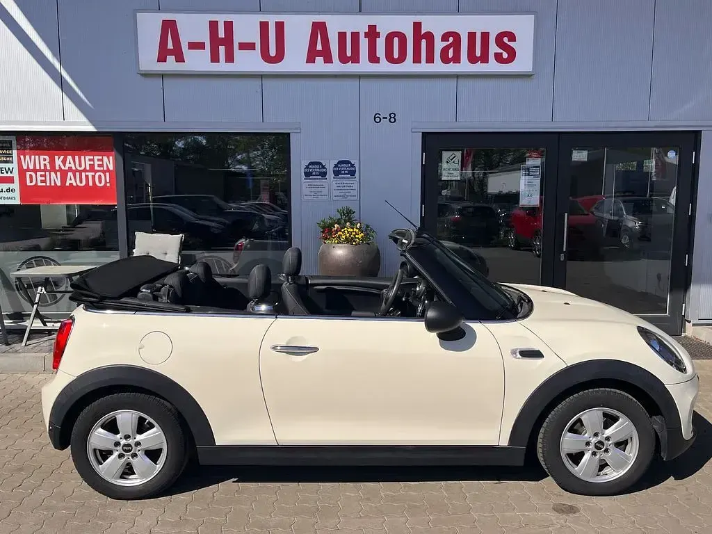 Gebraucht Mini Cooper Cabriolet 102 PS (75 kW) 2019 Weiß Cabrio
