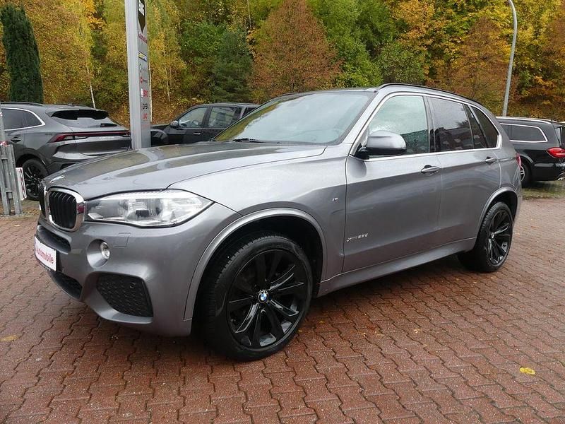 Grau Gebraucht 2016 BMW X5 Sport Line SUV | 32.990 € (Teuer) - Bild 1/4