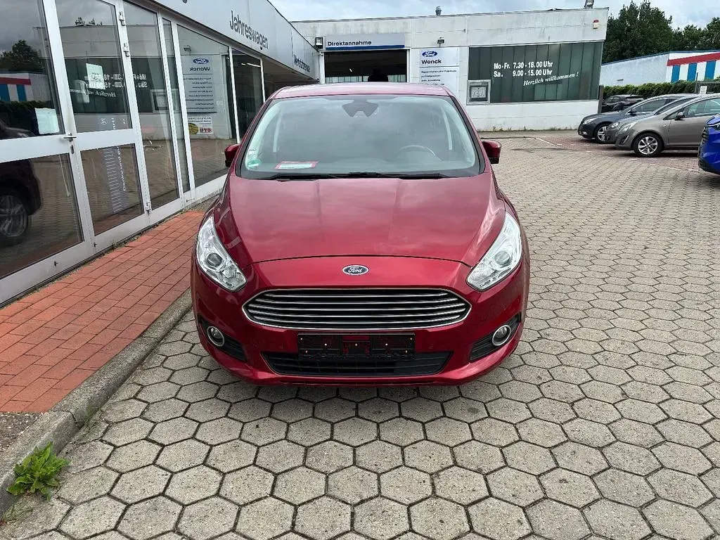 Gebraucht Ford S-MAX Business Edition 160 PS (117 kW) 2018 Rot Van / Kleinbus