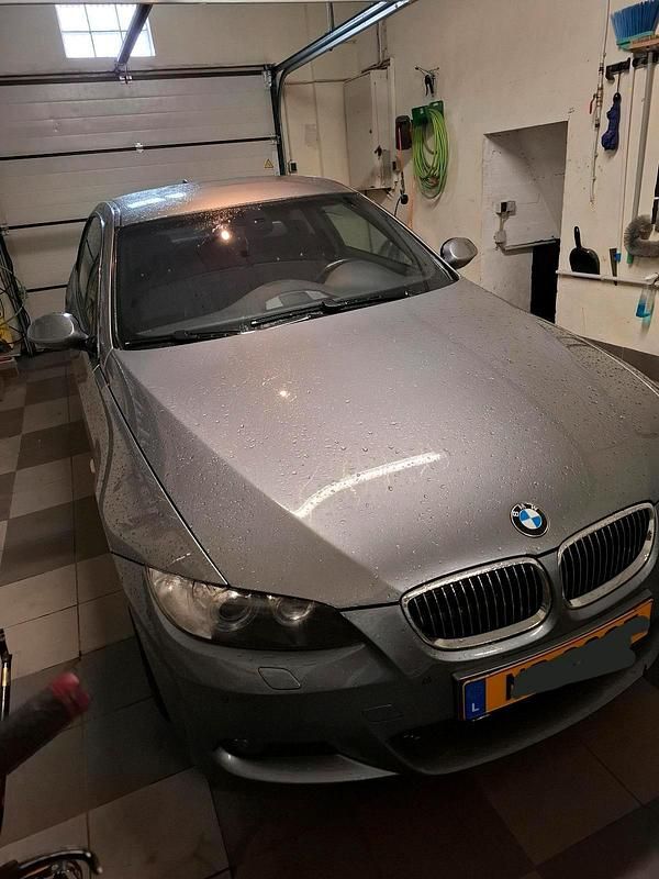 Gebraucht BMW 335 306 PS (225 kW) 2008 Grau Coupé