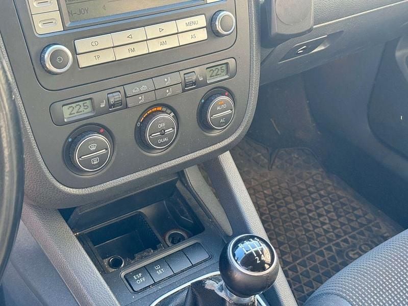 Gebraucht VW Golf V Comfortline 122 PS (89 kW) 2008 Blau Kombi