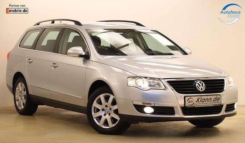 Silber Gebraucht 2009 VW Passat Kombi | 11.499 € - Bild 1/4