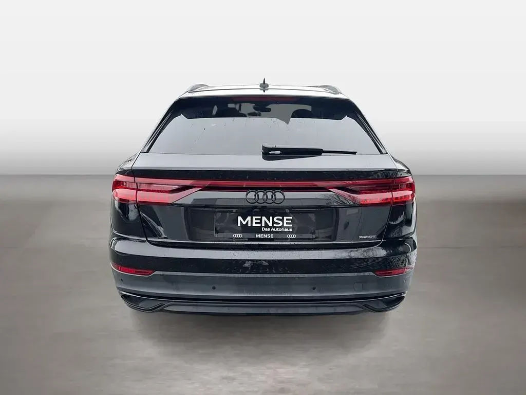 Gebraucht Audi Q8 Performance 340 PS (250 kW) 2023 Mythosschwarz SUV