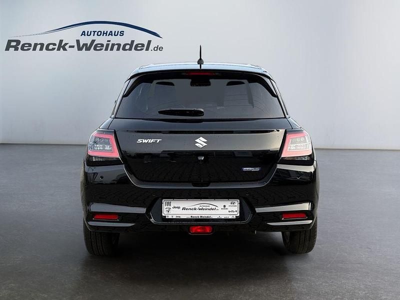 Neu Suzuki Swift Comfort+ 83 PS (61 kW) 2025 Schwarz Limousine