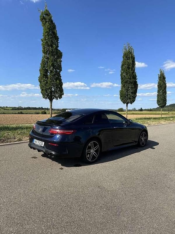 Blau Gebraucht 2018 Mercedes E53 AMG AMG Coupé | 40.999 € (Guter Preis) - Bild 1/4