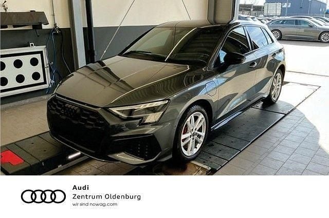 Gebraucht Audi A3 S-Line 150 PS (110 kW) 2022 Grau Limousine
