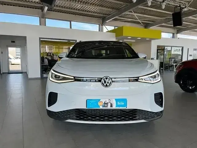 Gebraucht VW ID.4 Pro Performance 150 kW (204 PS) 2023 Weiß SUV