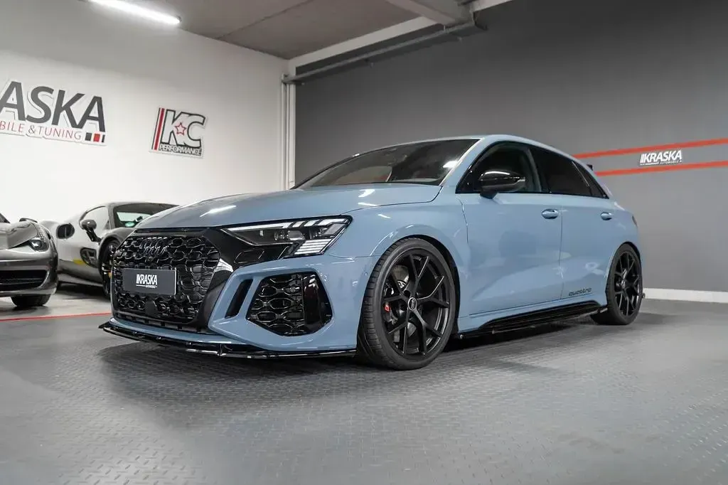 Gebraucht Audi RS3 Advanced 400 PS (294 kW) 2023 Kemoragrau metallic Limousine