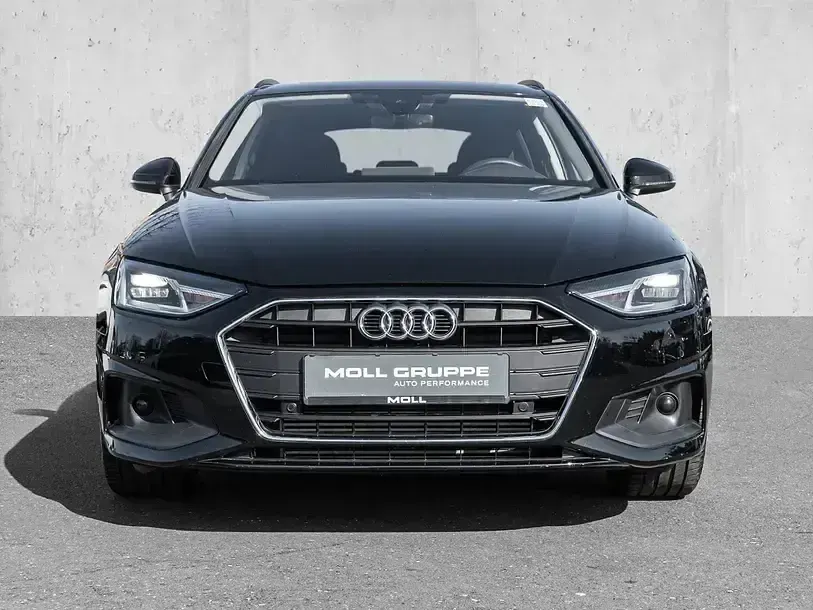 Gebraucht Audi A4 Sport 204 PS (150 kW) 2024 Brillantschwarz Kombi