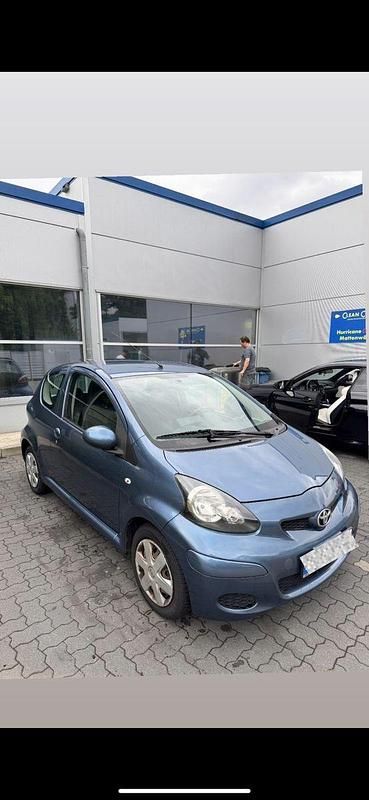 Blau Gebraucht 2009 Toyota Aygo Cool Kleinwagen | 2.700 € (Fairer Preis) - Bild 1/4