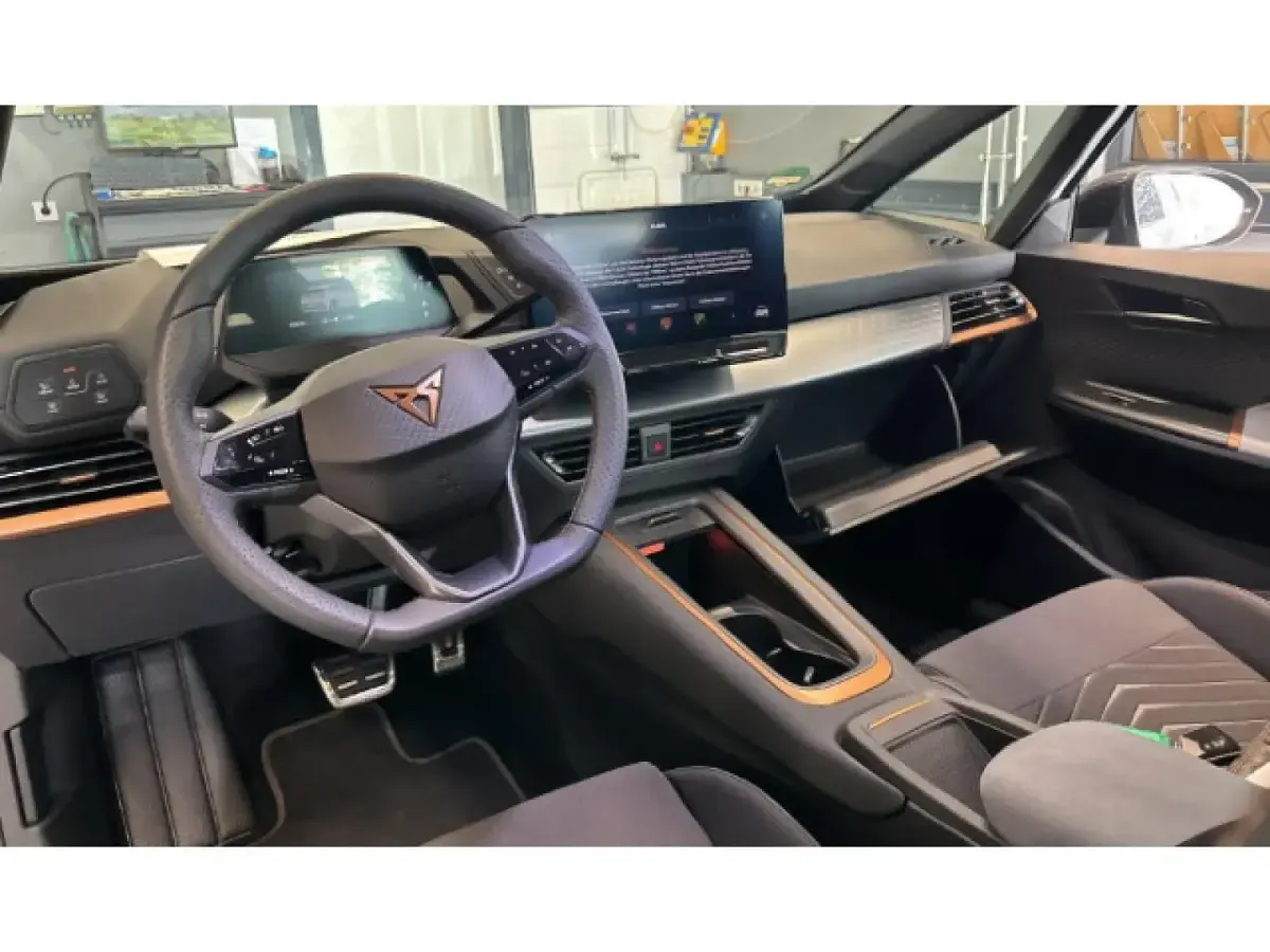 Gebraucht Cupra Born 150 kW (204 PS) 2024 Kleinwagen