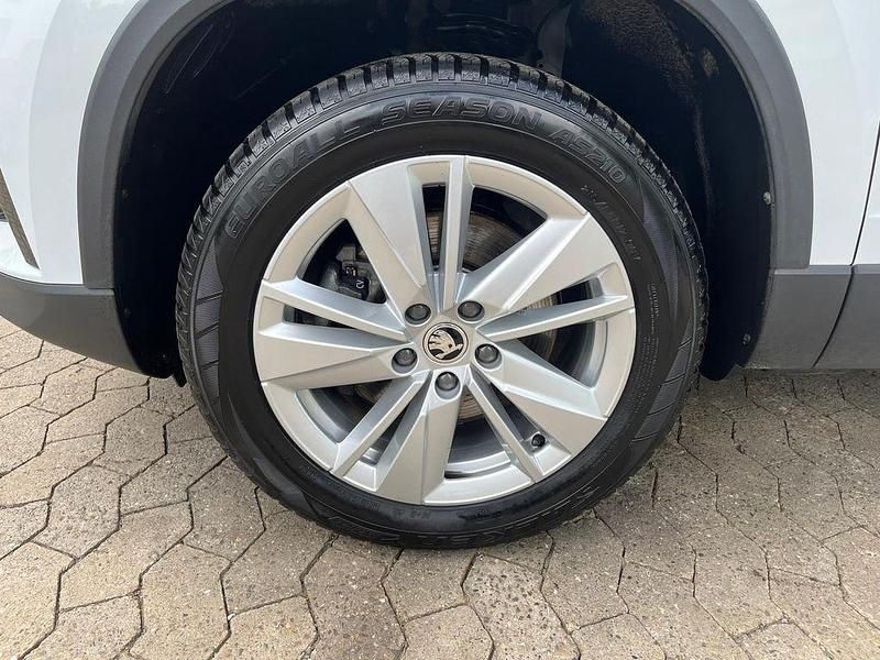 Gebraucht Skoda Karoq Selection 150 PS (110 kW) 2024 Moonweiss metallic SUV