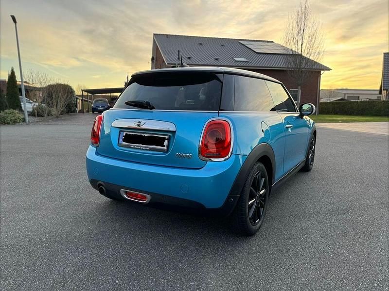 Gebraucht Mini Cooper 136 PS (100 kW) 2017 Blau Kleinwagen