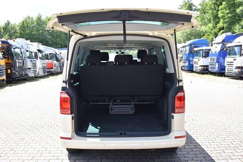 Gebraucht VW Caravelle Comfortline 150 PS (110 kW) 2018 Gelb Van / Kleinbus