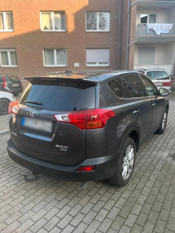 Gebraucht Toyota RAV4 150 PS (110 kW) 2014 Grau SUV