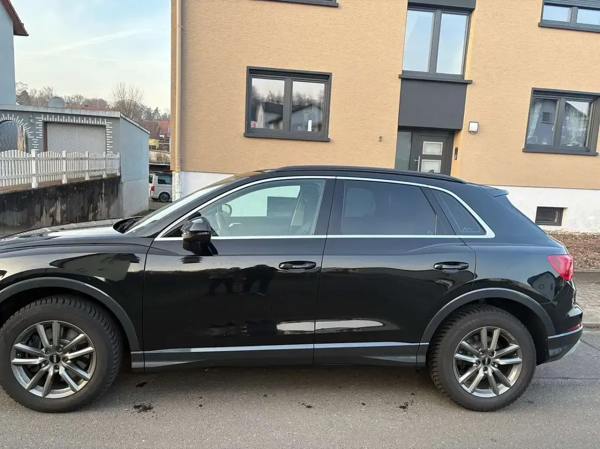 Gebraucht Audi Q3 Advanced Plus 190 PS (139 kW) 2019 Schwarz SUV