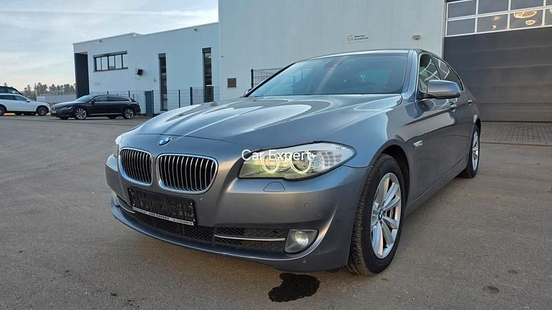 Gebraucht BMW 525 Performance 204 PS (150 kW) 2010 Grau Limousine